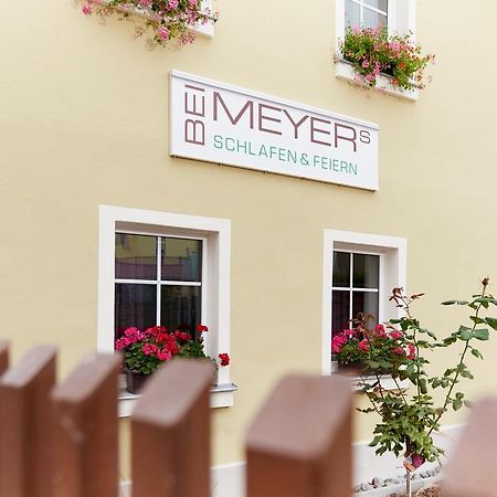 ホテル Bei Meyers Schlafen & Feiern ボーレン エクステリア 写真